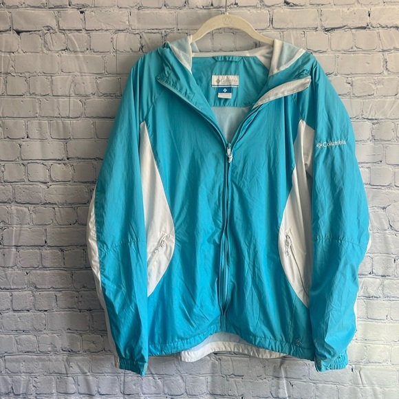 Columbia Blue and White Lightweight, Windbreaker, Jacket‎ Womans Size Large - Picture 1 of 3